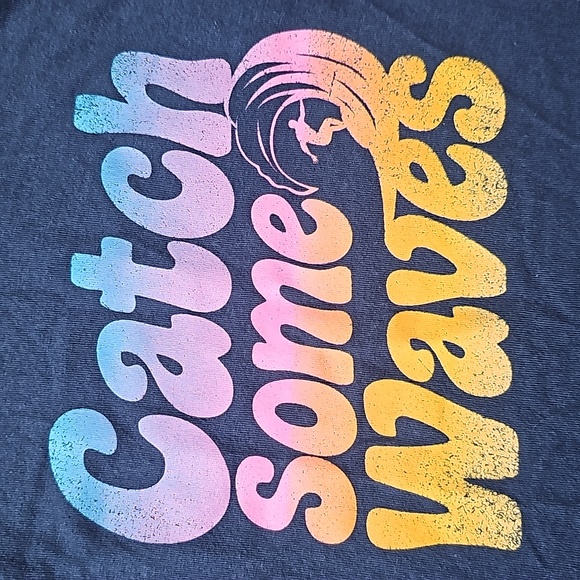 Navy Sleeveless Top with Colorful Print - Picture 2 of 4